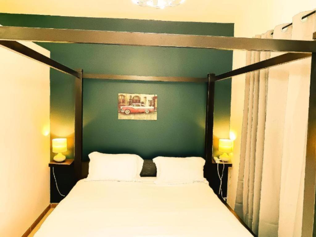 Appartement Royal Marina *