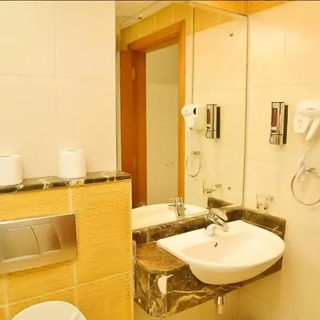 Royal Marina Inn Dubai Exterior photo